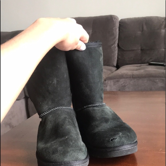 Black, Classic style UGG boots - Picture 2 of 6